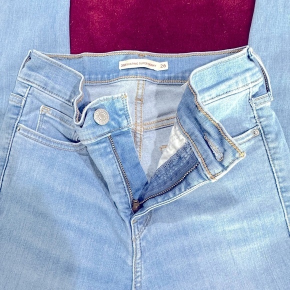 Levis 310  Shaping Super Skinny Jeans - Picture 2 of 5